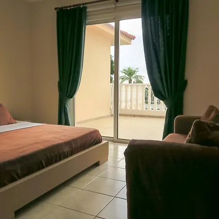 Apartamento Nissi Golden